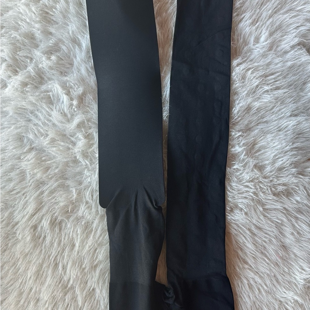 Burberry Black Mini crystal Tights with Crystal Studs hosery new without tag - Picture 5 of 12